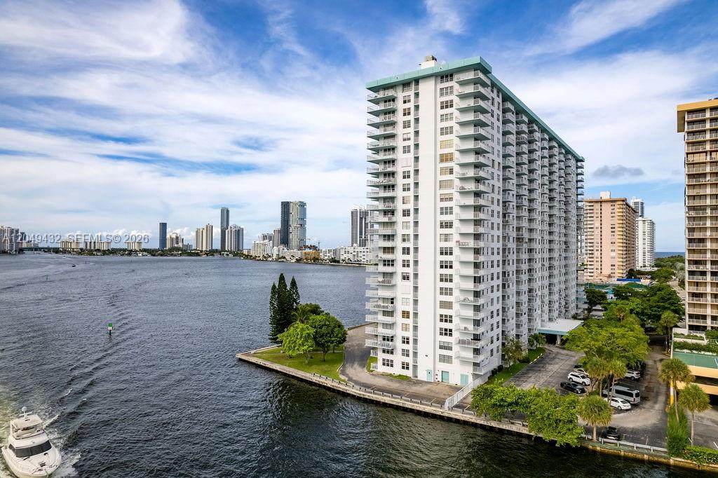 https://bt-photos.global.ssl.fastly.net/miami/orig_boomver_1_A12049432-2.jpg
