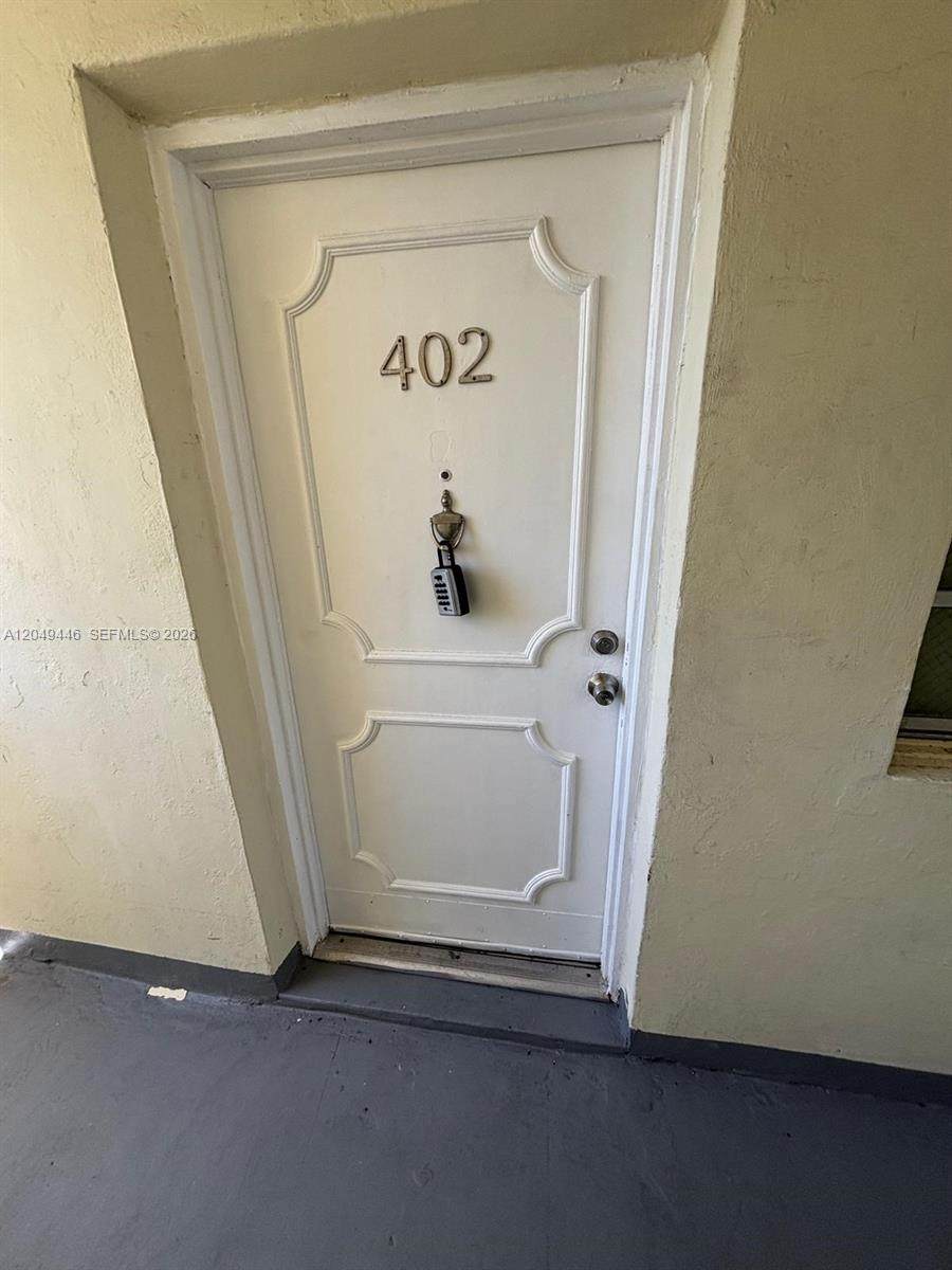 3050 Dixie Hwy - Photo 1