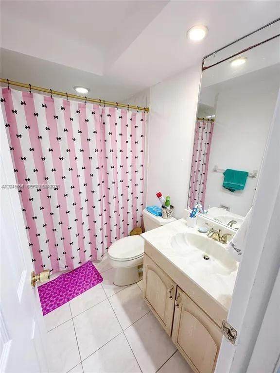 13953 Kendale Lakes Cir - Photo 1