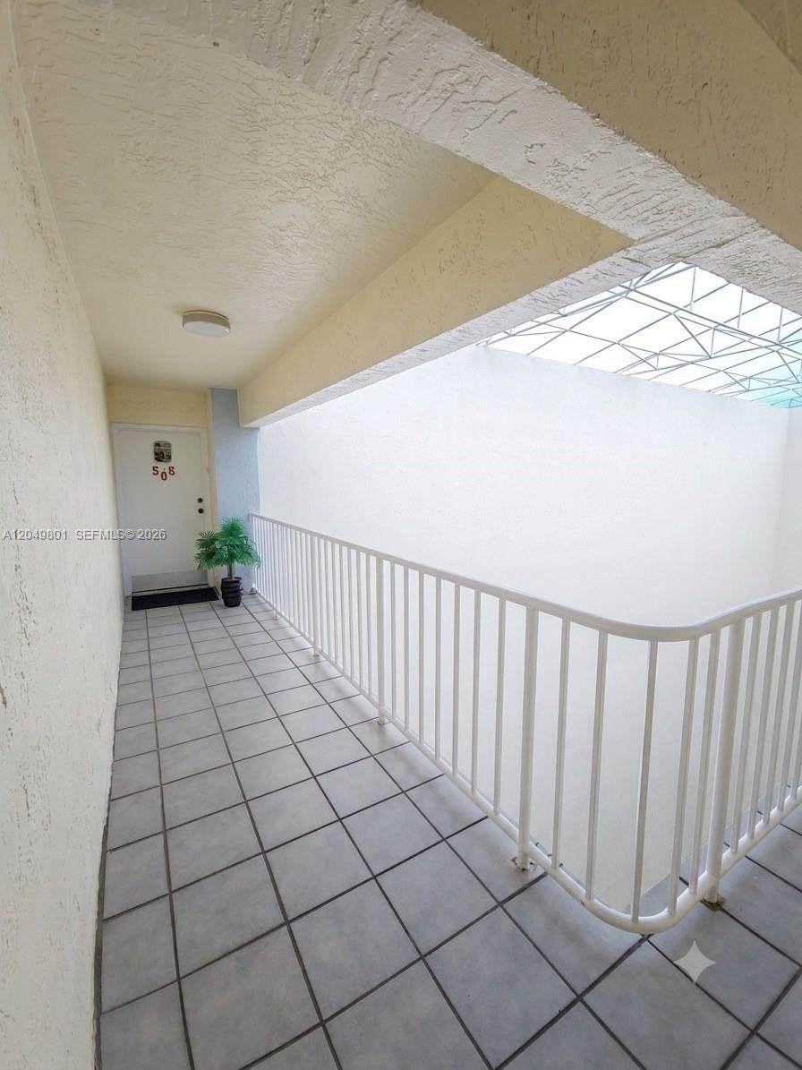 https://bt-photos.global.ssl.fastly.net/miami/orig_boomver_1_A12049801-2.jpg