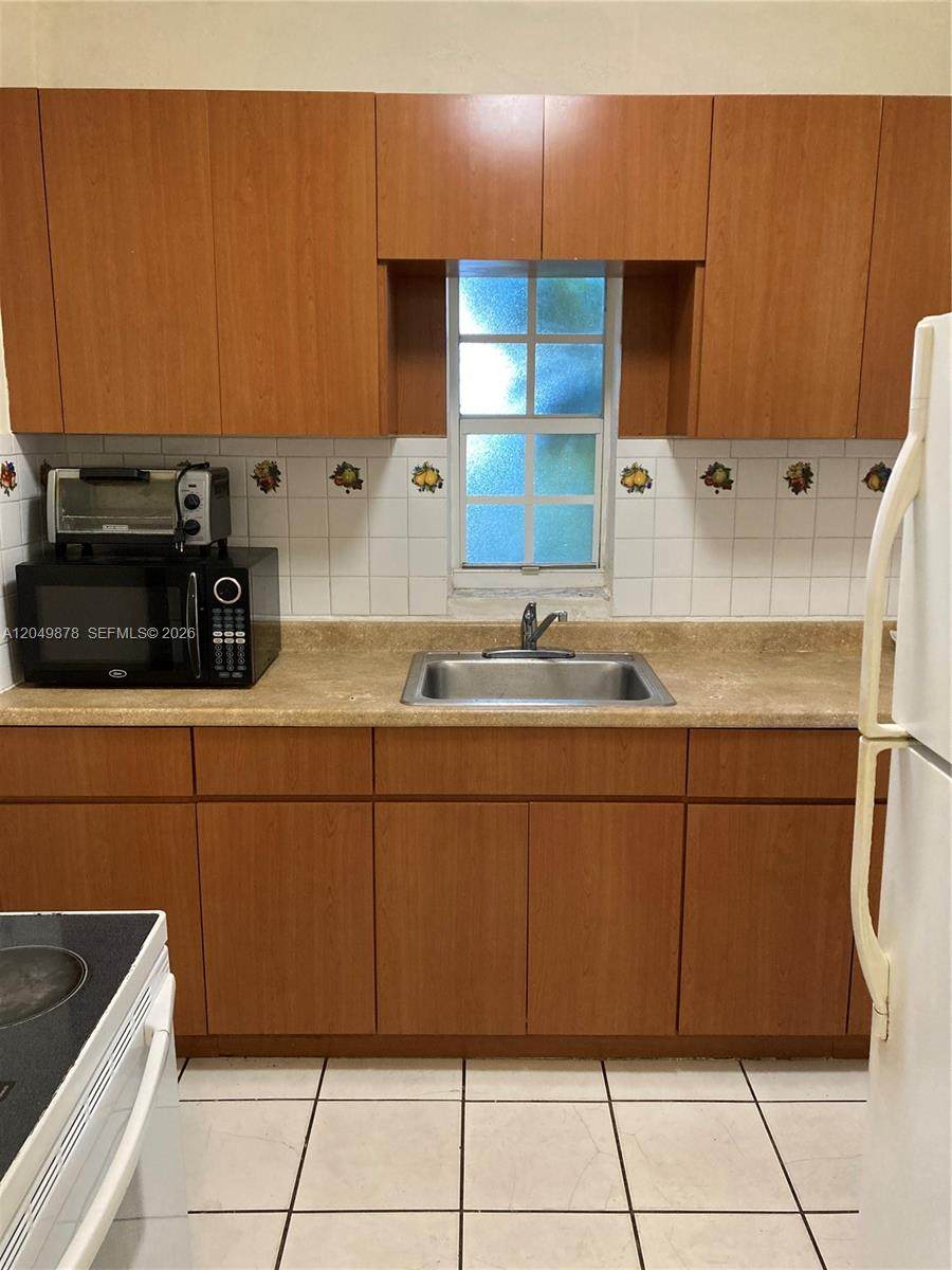 https://bt-photos.global.ssl.fastly.net/miami/1280_boomver_1_A12049878-2.jpg