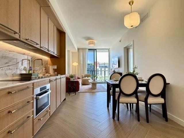 2700 2 Ave - Photo 1