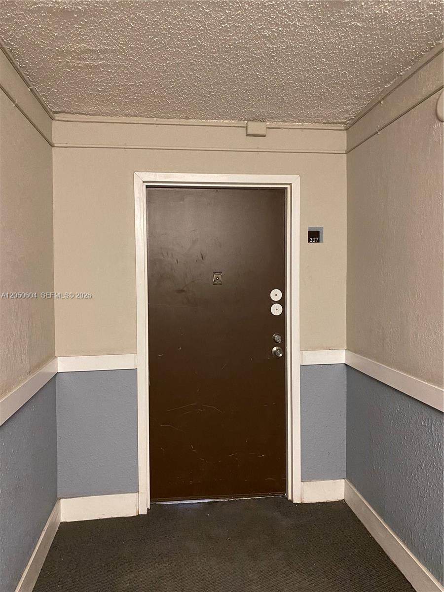 486 165th St Rd - Photo 1