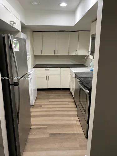 2115 59th Ter - Photo 1