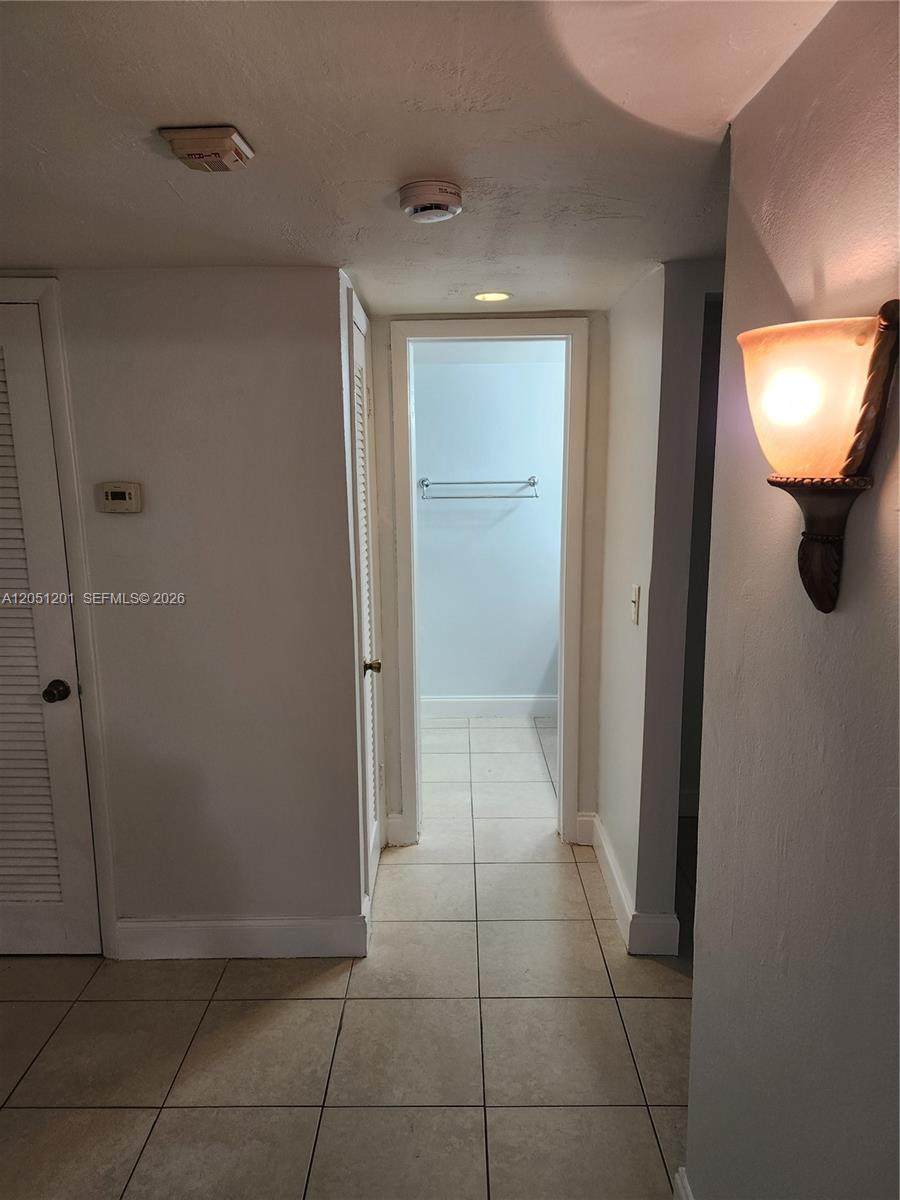 https://bt-photos.global.ssl.fastly.net/miami/orig_boomver_1_A12051201-2.jpg