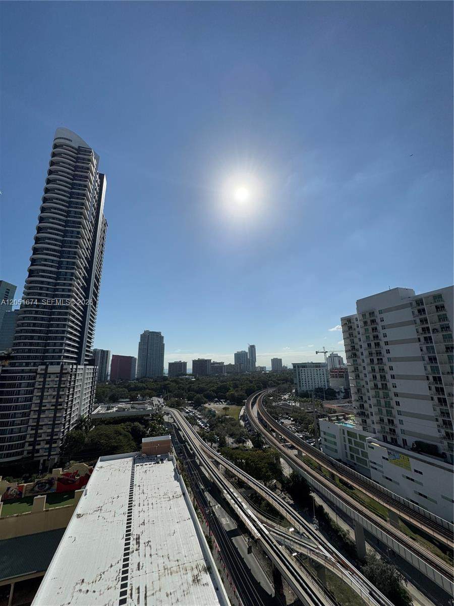 https://bt-photos.global.ssl.fastly.net/miami/orig_boomver_1_A12051674-2.jpg