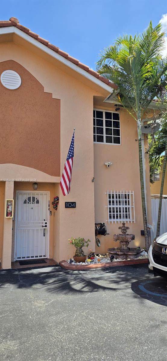 https://bt-photos.global.ssl.fastly.net/miami/1280_boomver_1_A12052186-2.jpg