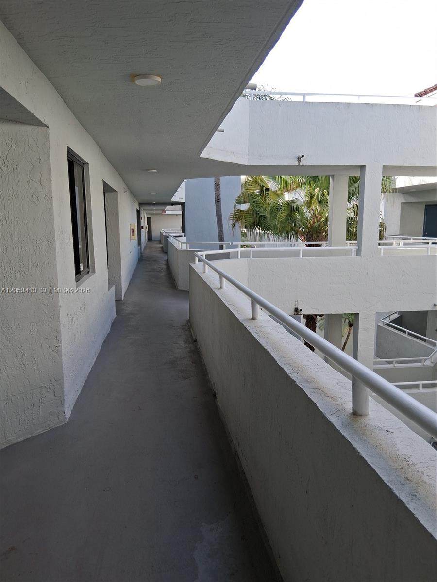 https://bt-photos.global.ssl.fastly.net/miami/orig_boomver_1_A12053413-2.jpg