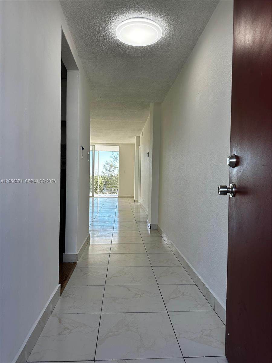 https://bt-photos.global.ssl.fastly.net/miami/1280_boomver_1_A12053871-2.jpg