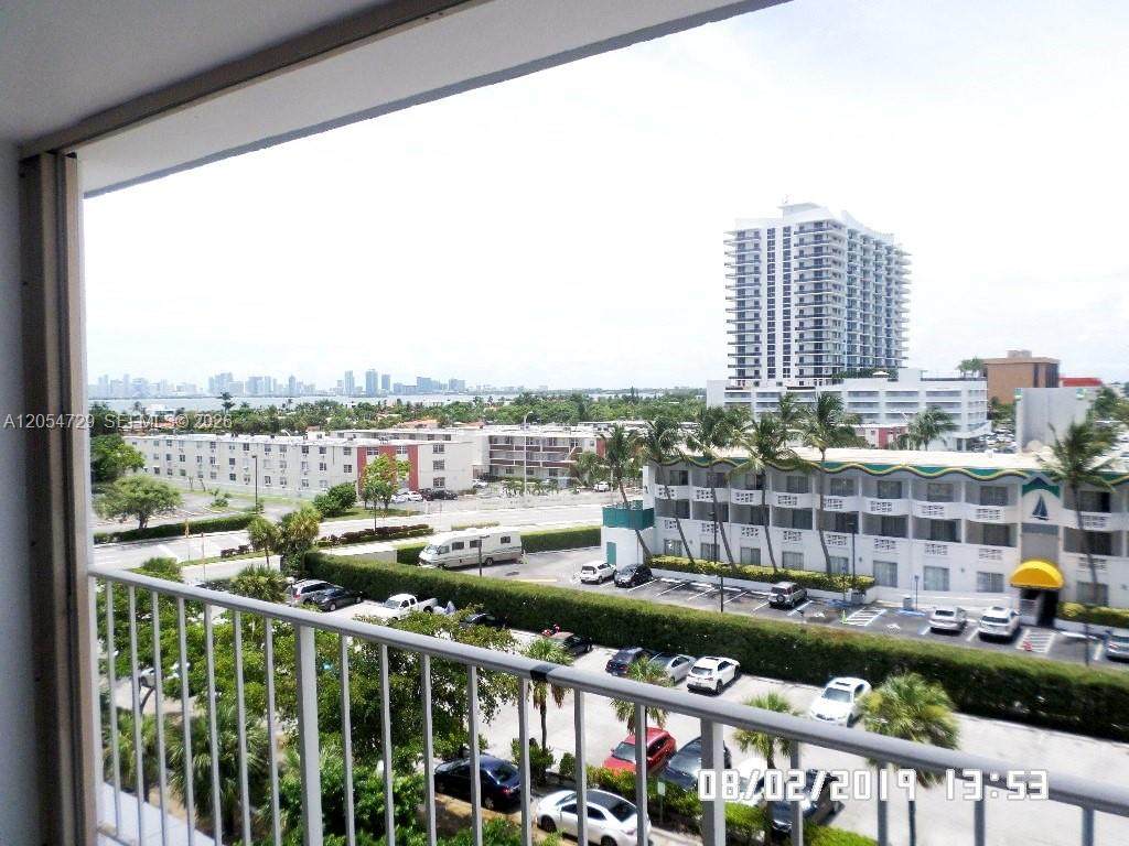 https://bt-photos.global.ssl.fastly.net/miami/orig_boomver_1_A12054729-2.jpg