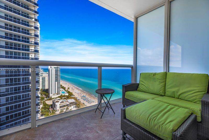 1830 Ocean Dr - Photo 1