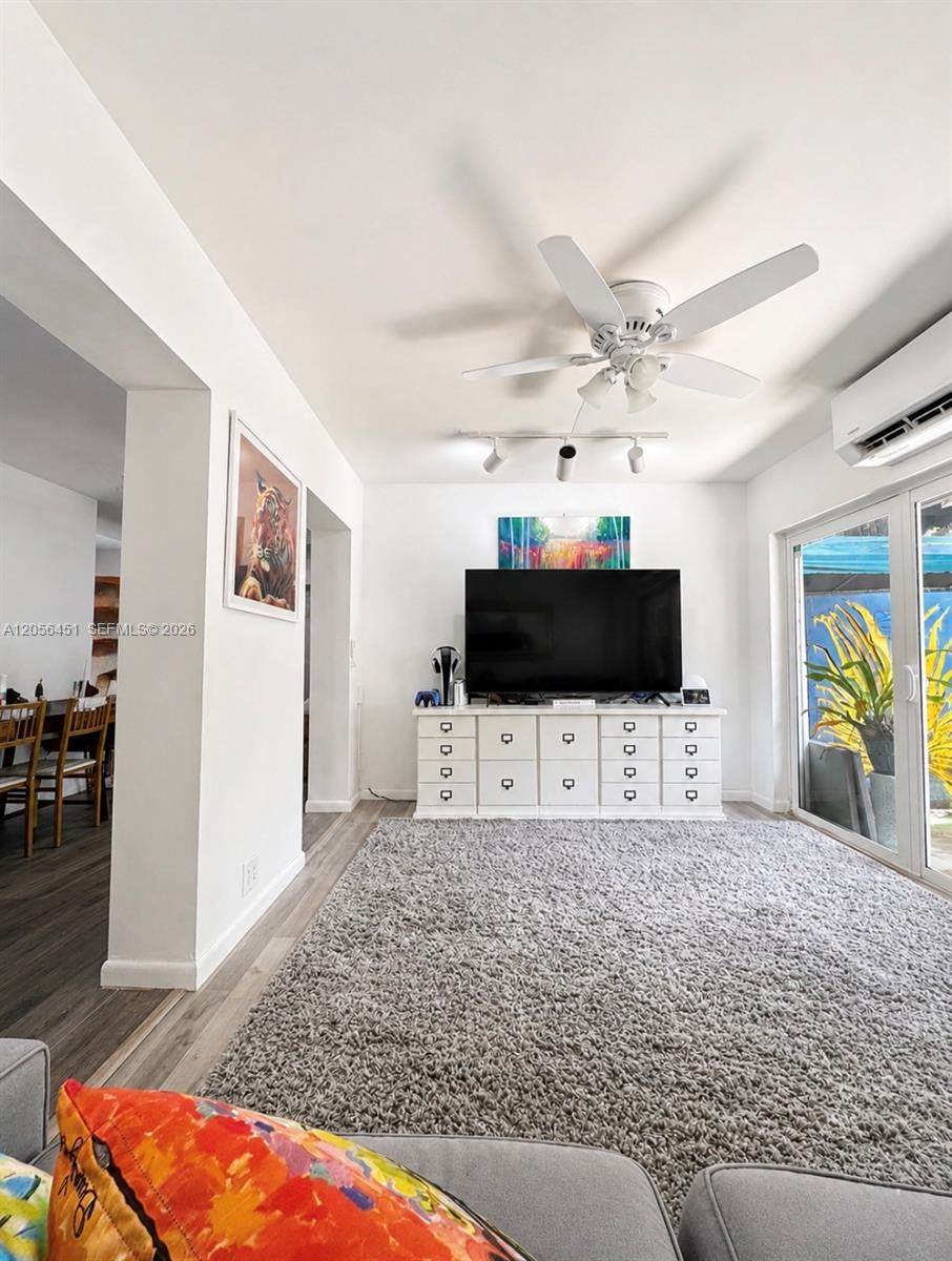 https://bt-photos.global.ssl.fastly.net/miami/1280_boomver_1_A12056451-2.jpg