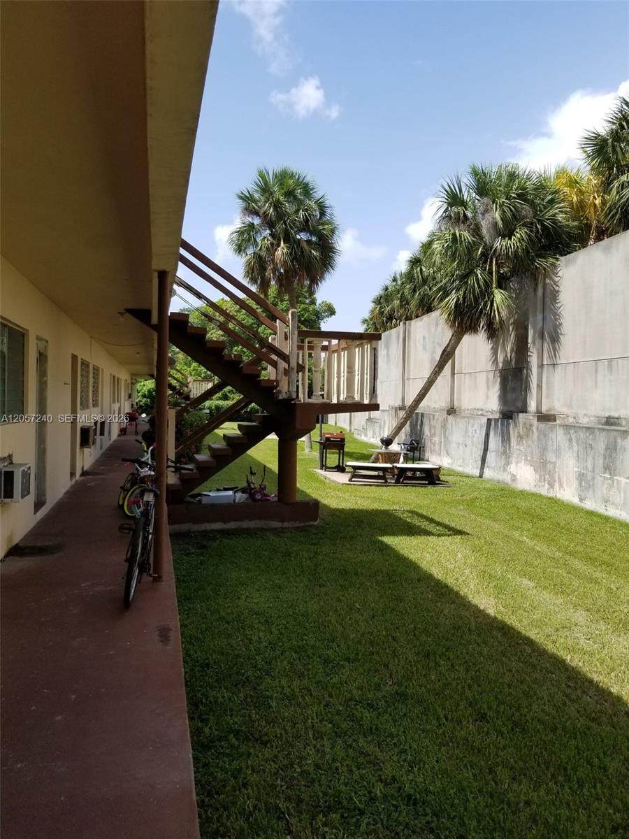 280 11th Ave - Photo 1
