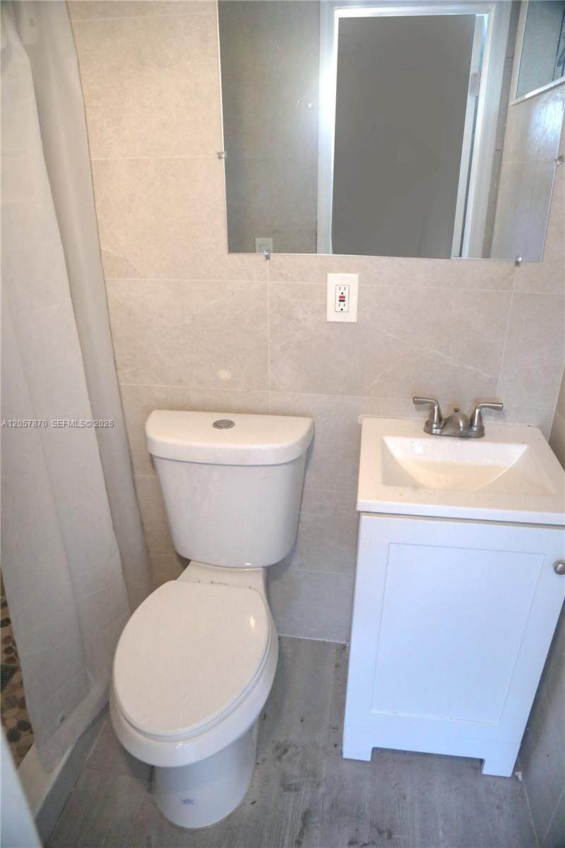 https://bt-photos.global.ssl.fastly.net/miami/1280_boomver_1_A12057870-2.jpg