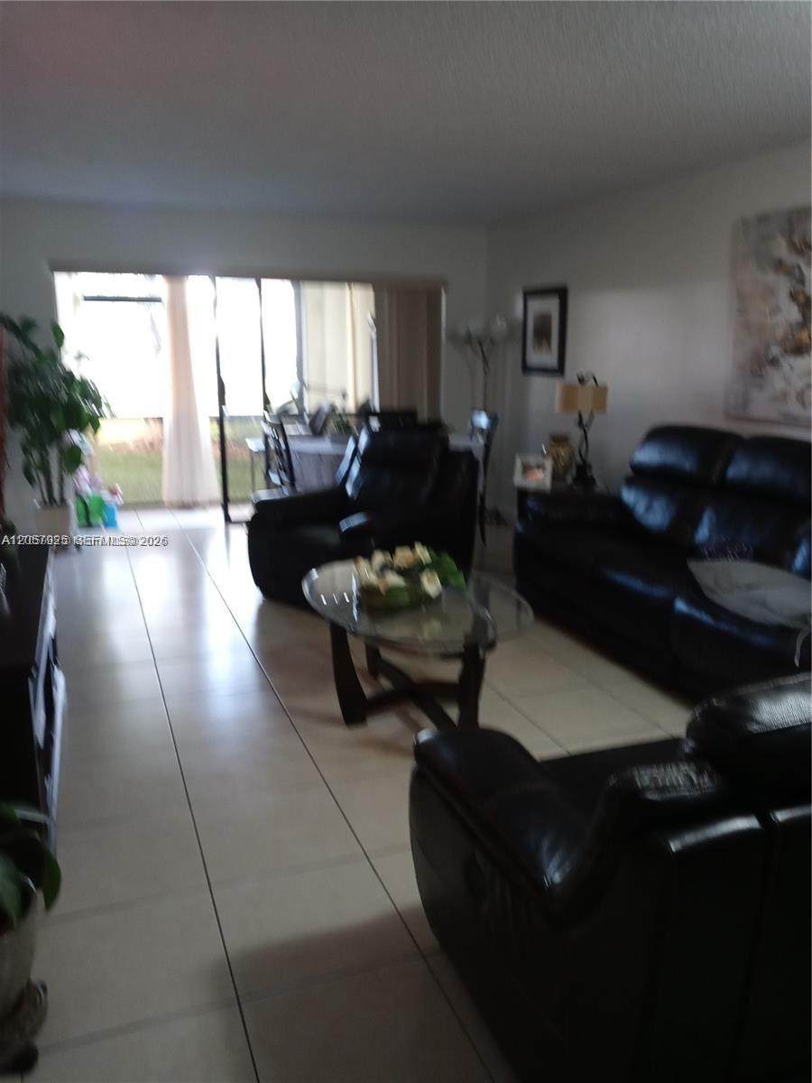 https://bt-photos.global.ssl.fastly.net/miami/orig_boomver_1_A12057925-2.jpg