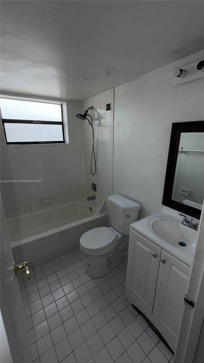 https://bt-photos.global.ssl.fastly.net/miami/orig_boomver_1_A12057949-2.jpg