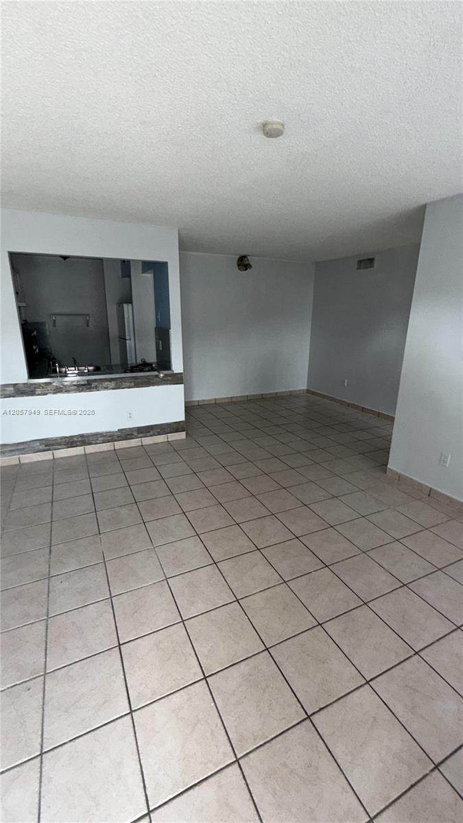 https://bt-photos.global.ssl.fastly.net/miami/orig_boomver_1_A12057949-2.jpg
