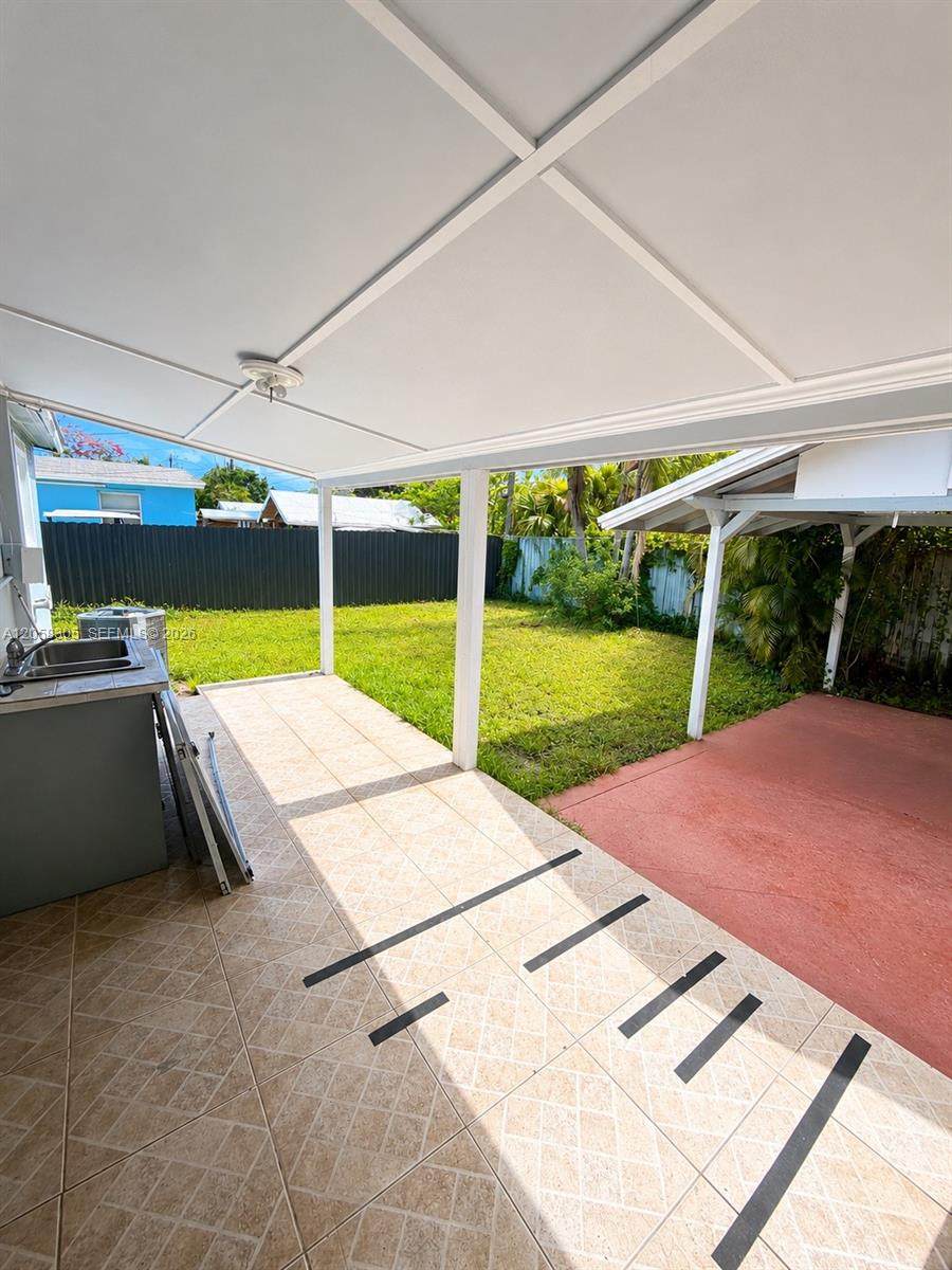 https://bt-photos.global.ssl.fastly.net/miami/orig_boomver_1_A12058305-2.jpg