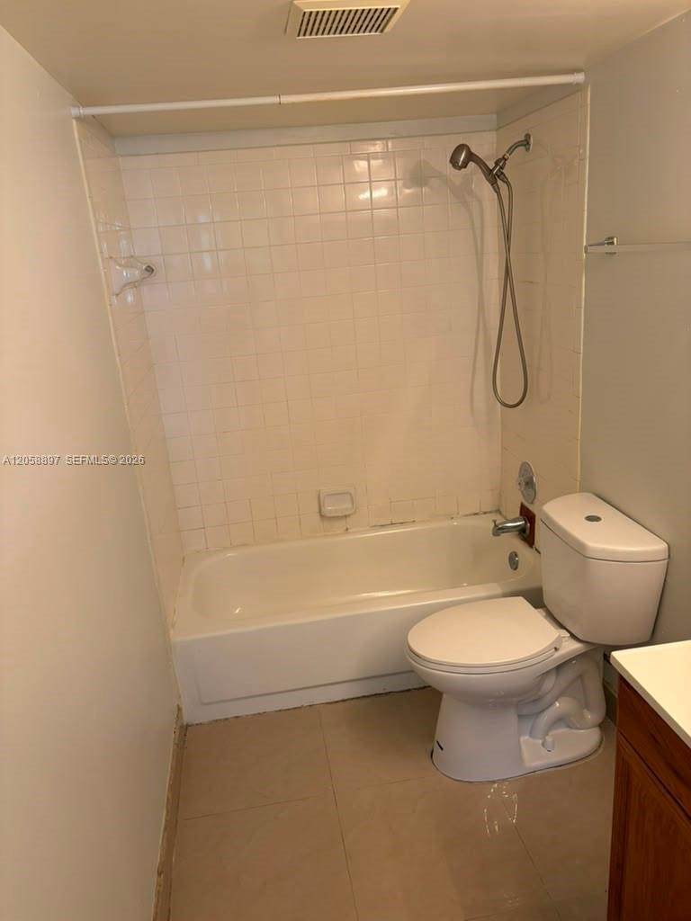 https://bt-photos.global.ssl.fastly.net/miami/orig_boomver_1_A12058897-2.jpg