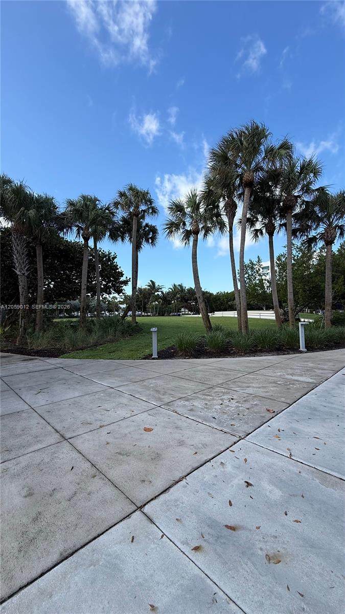 https://bt-photos.global.ssl.fastly.net/miami/orig_boomver_1_A12059012-2.jpg