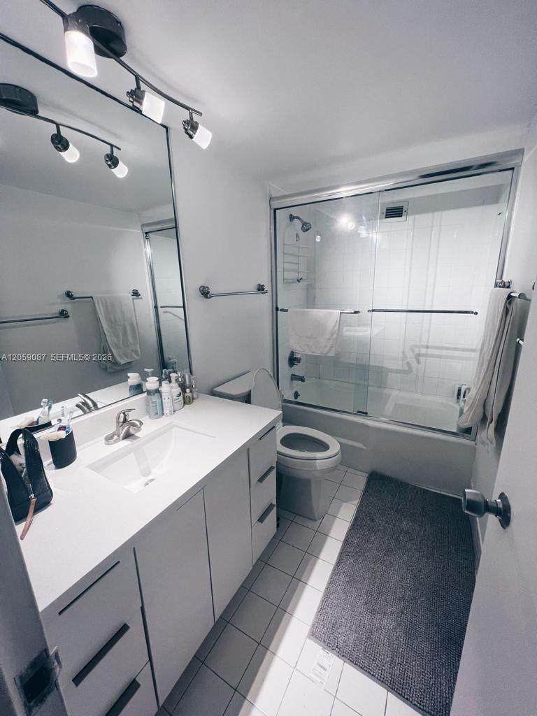 https://bt-photos.global.ssl.fastly.net/miami/orig_boomver_1_A12059087-2.jpg