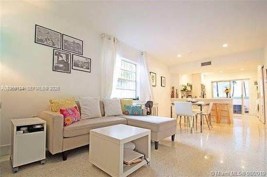 937 Michigan Ave - Photo 1
