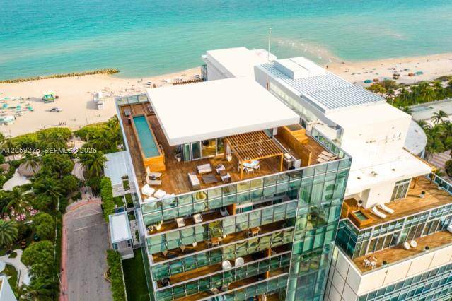 2901 Collins Ave - Photo 1
