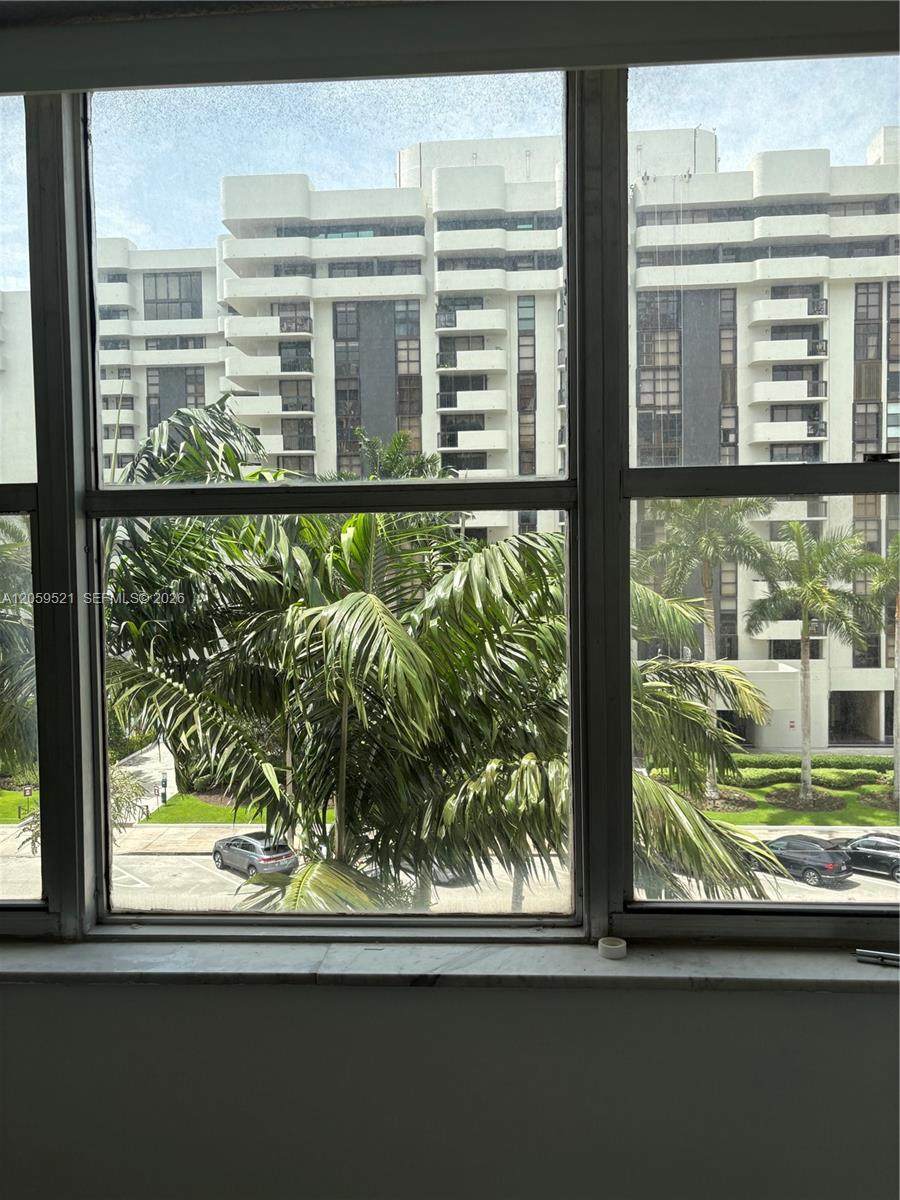 https://bt-photos.global.ssl.fastly.net/miami/orig_boomver_1_A12059521-2.jpg