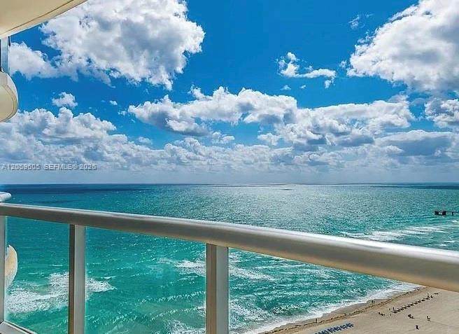 https://bt-photos.global.ssl.fastly.net/miami/orig_boomver_1_A12059605-2.jpg