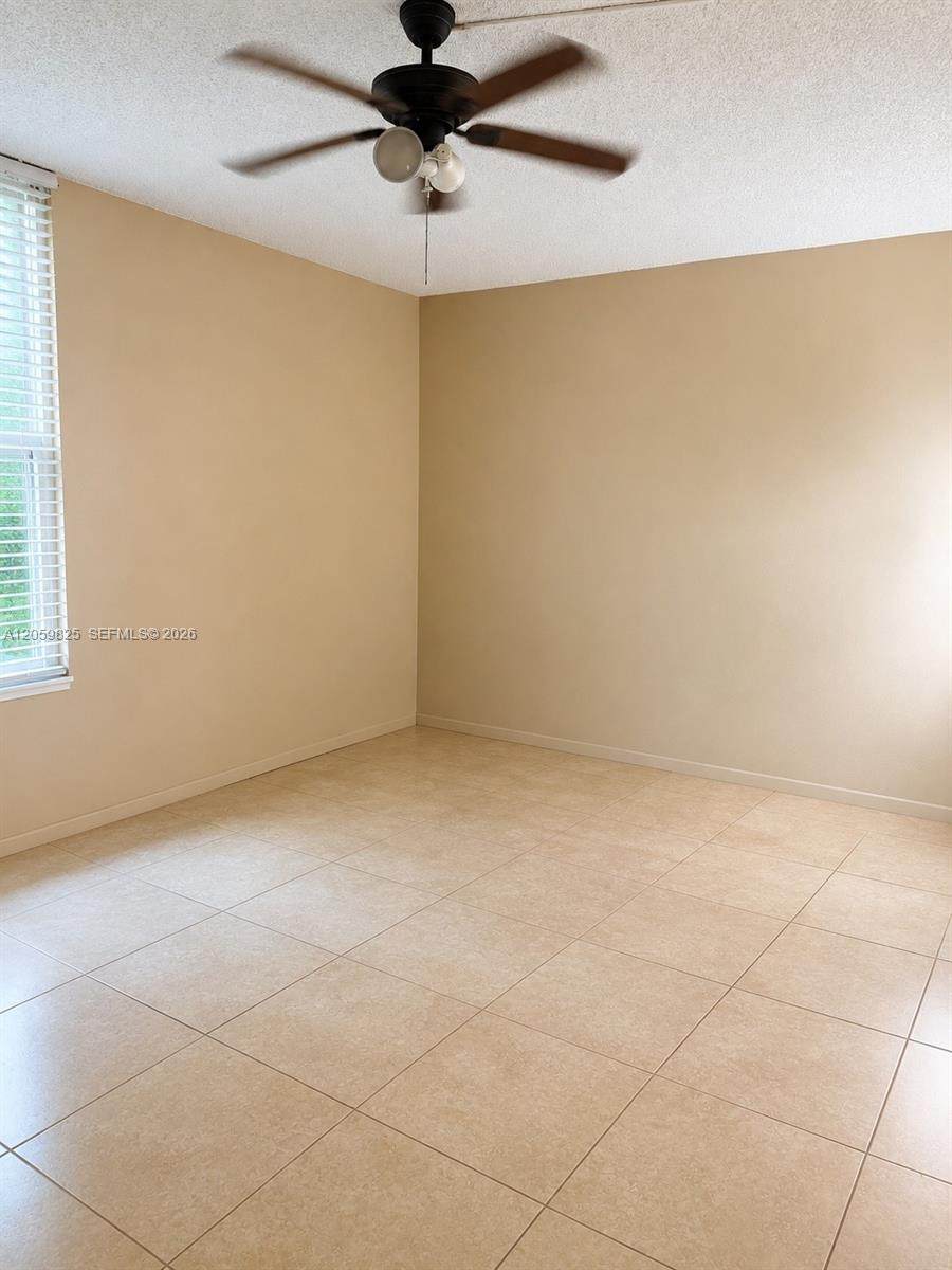 https://bt-photos.global.ssl.fastly.net/miami/orig_boomver_1_A12059825-2.jpg