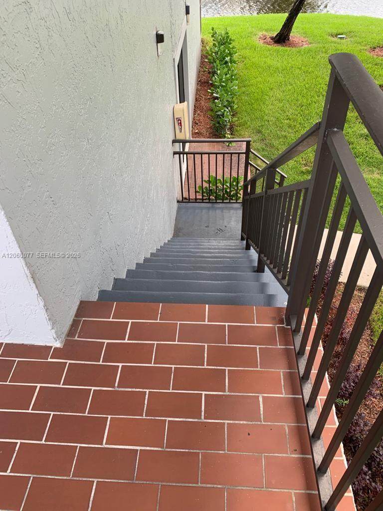 https://bt-photos.global.ssl.fastly.net/miami/orig_boomver_1_A12060077-2.jpg