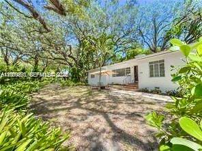 https://bt-photos.global.ssl.fastly.net/miami/orig_boomver_1_A12060693-2.jpg