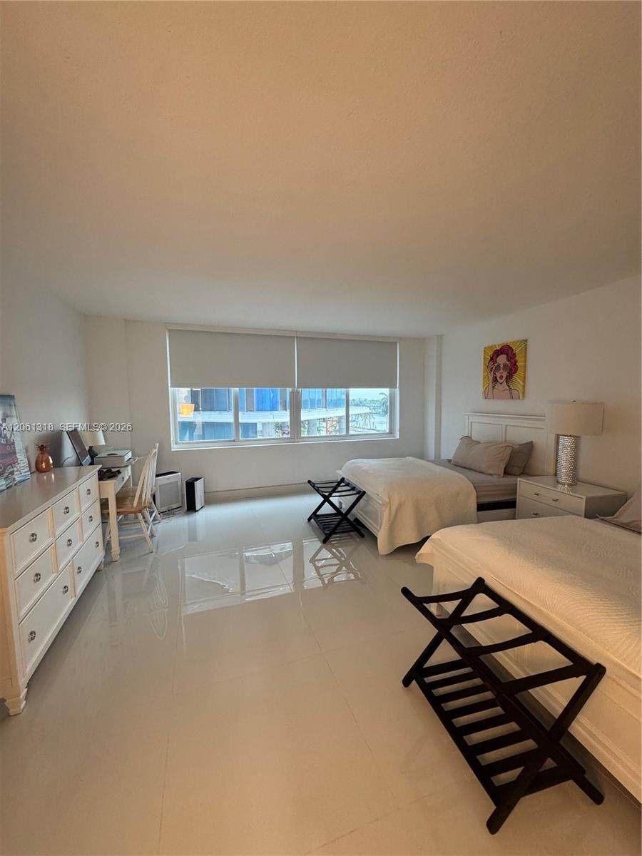 5401 Collins Ave - Photo 1