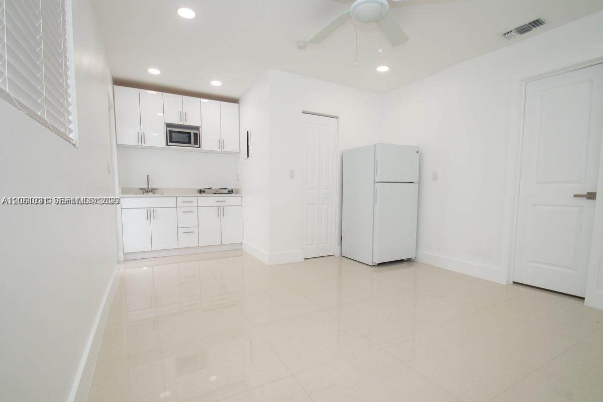 233-B 53rd Ave - Photo 1