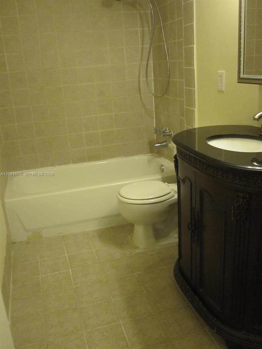 https://bt-photos.global.ssl.fastly.net/miami/orig_boomver_1_A12061605-2.jpg