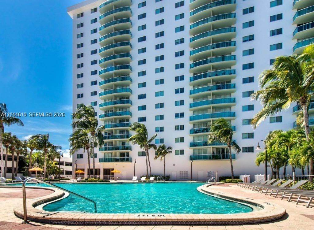 https://bt-photos.global.ssl.fastly.net/miami/orig_boomver_1_A12061610-2.jpg