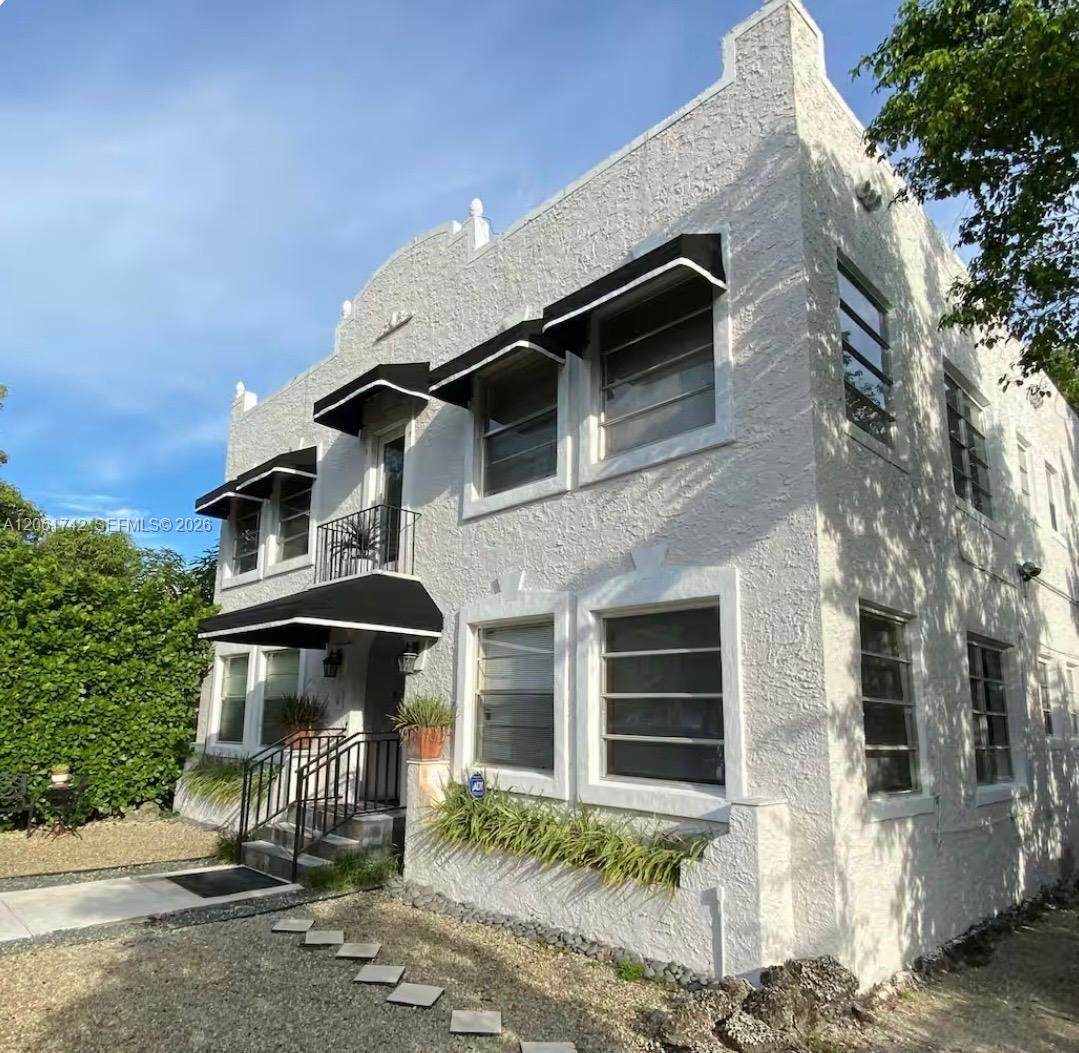 1661 13th St - Photo 1