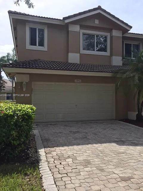 1092 158th Ave - Photo 1