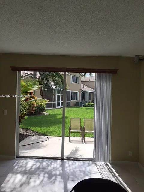 https://bt-photos.global.ssl.fastly.net/miami/orig_boomver_1_A12062391-2.jpg