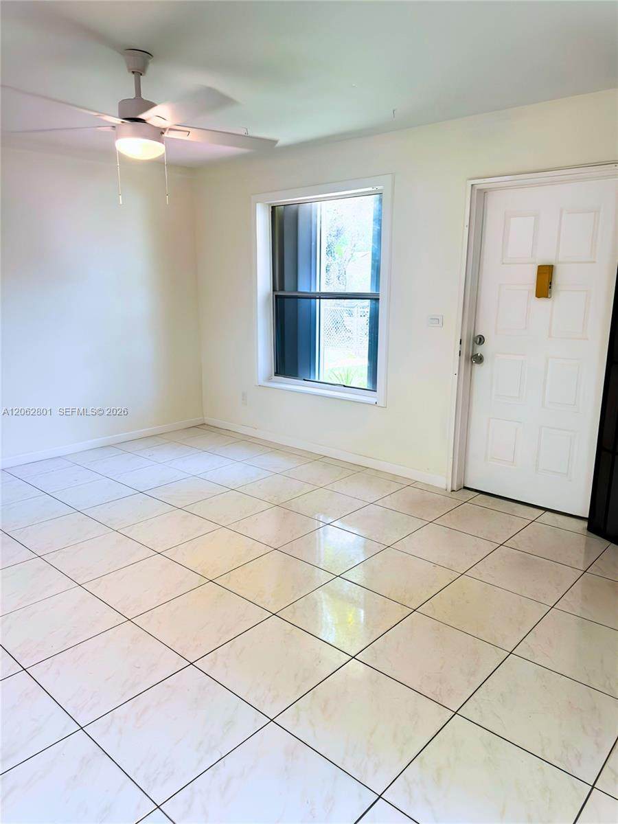 https://bt-photos.global.ssl.fastly.net/miami/orig_boomver_1_A12062801-2.jpg