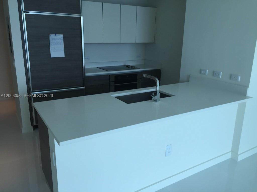 1100 Miami Av - Photo 1