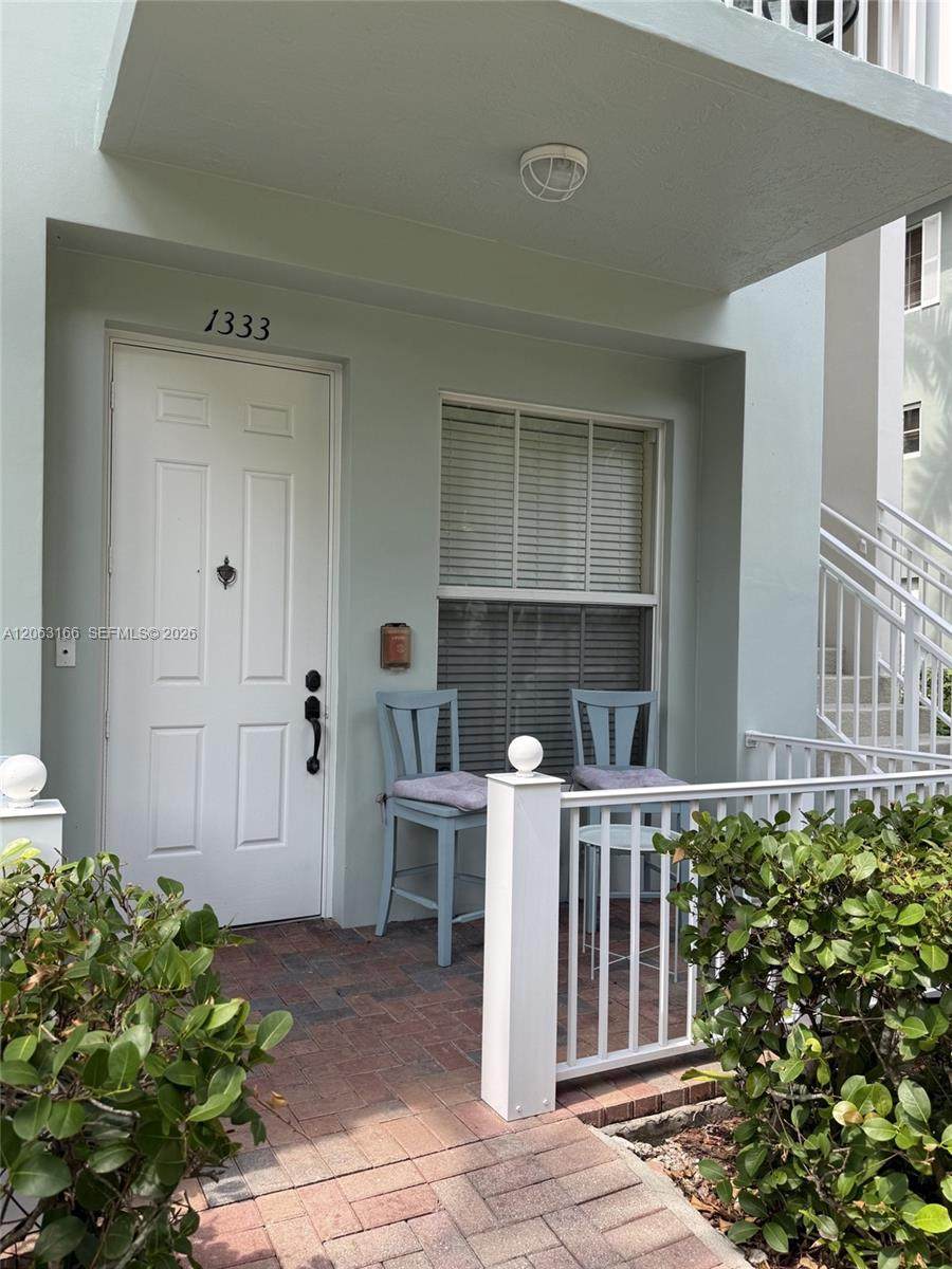 1333 4th Ct - Photo 1