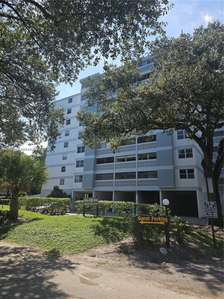 3301 Spanish Moss Ter - Photo 1