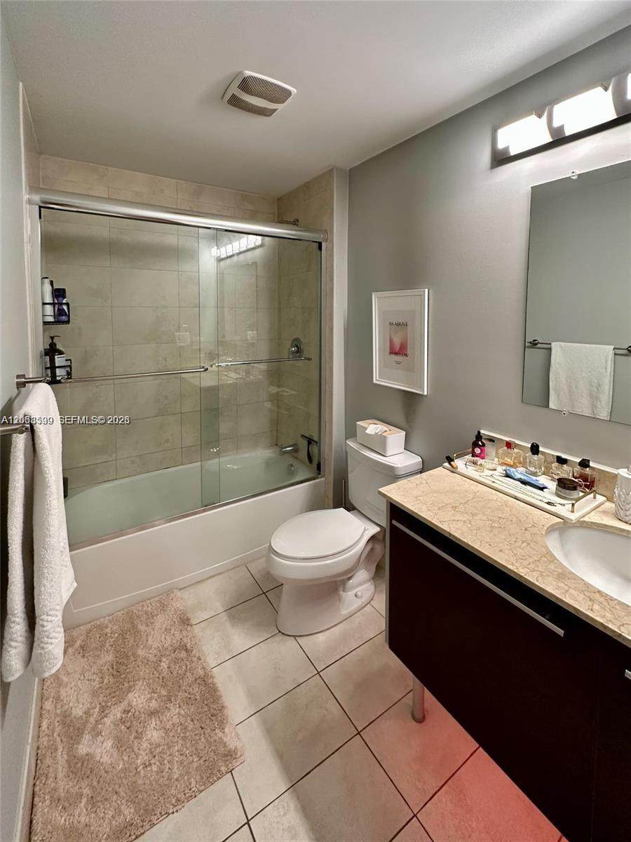 https://bt-photos.global.ssl.fastly.net/miami/orig_boomver_1_A12063599-2.jpg