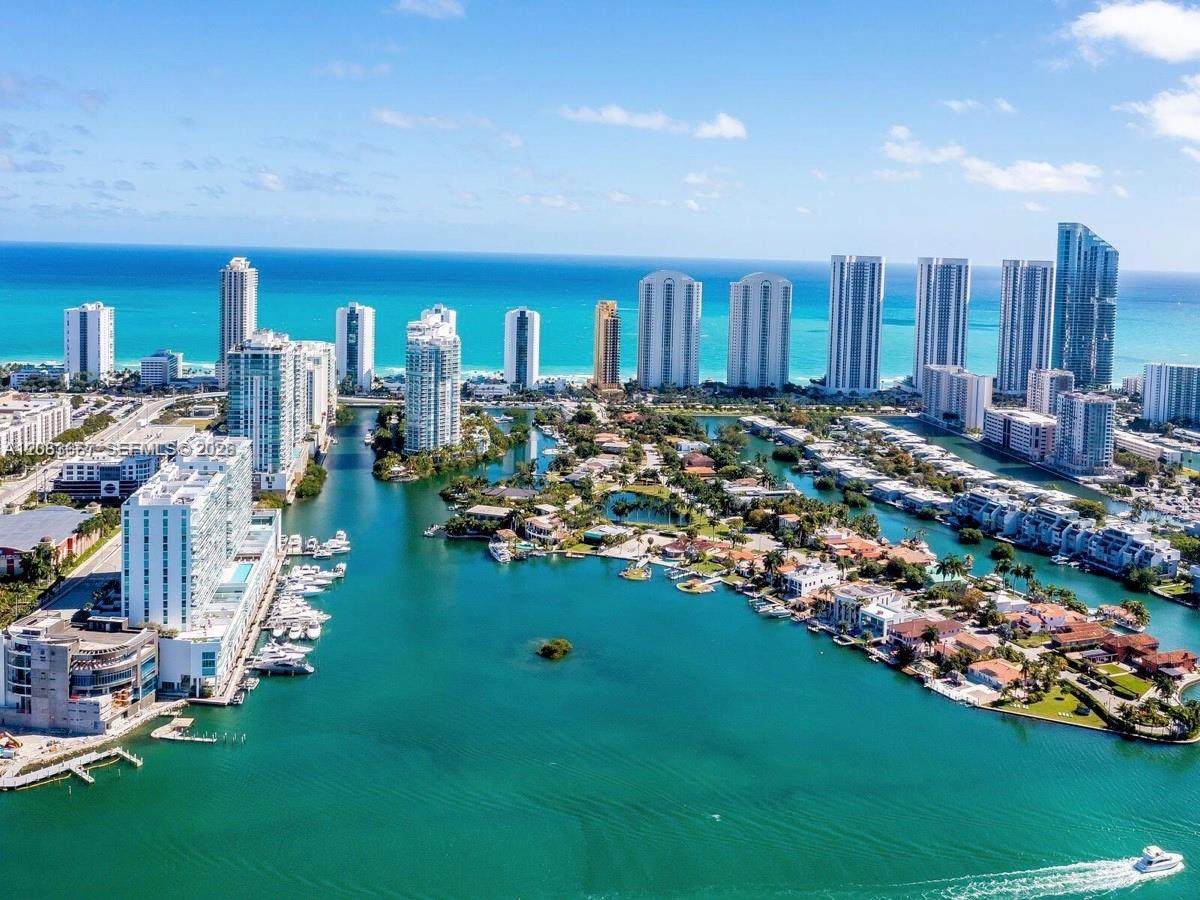 https://bt-photos.global.ssl.fastly.net/miami/orig_boomver_1_A12063667-2.jpg