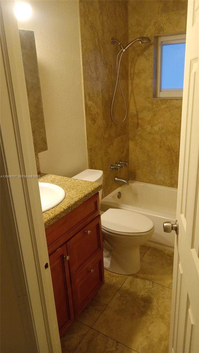 https://bt-photos.global.ssl.fastly.net/miami/orig_boomver_1_A12063727-2.jpg