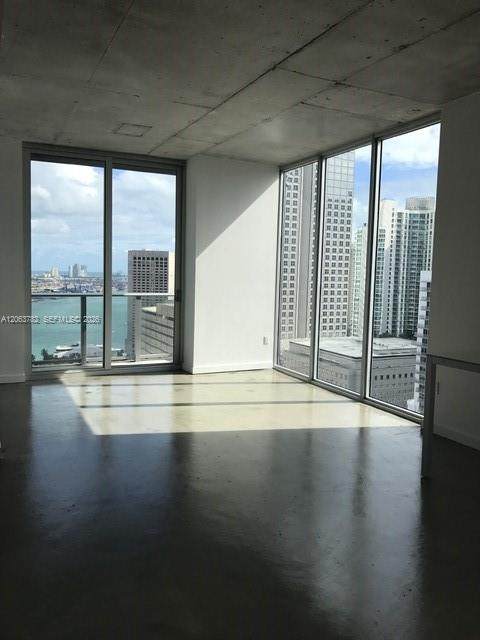 https://bt-photos.global.ssl.fastly.net/miami/orig_boomver_1_A12063782-2.jpg