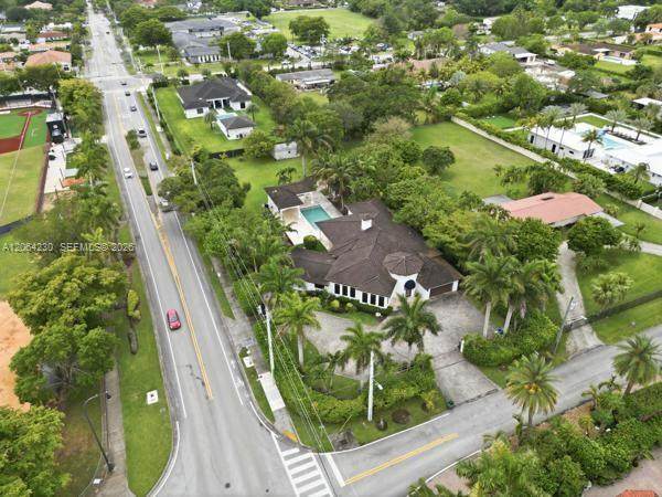 https://bt-photos.global.ssl.fastly.net/miami/1280_boomver_1_A12064230-2.jpg