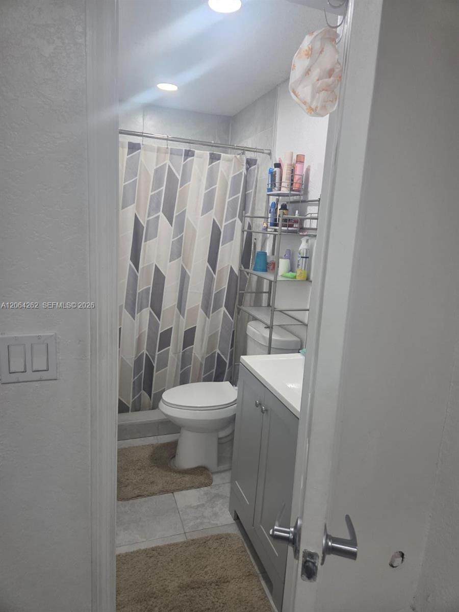 https://bt-photos.global.ssl.fastly.net/miami/orig_boomver_1_A12064262-2.jpg