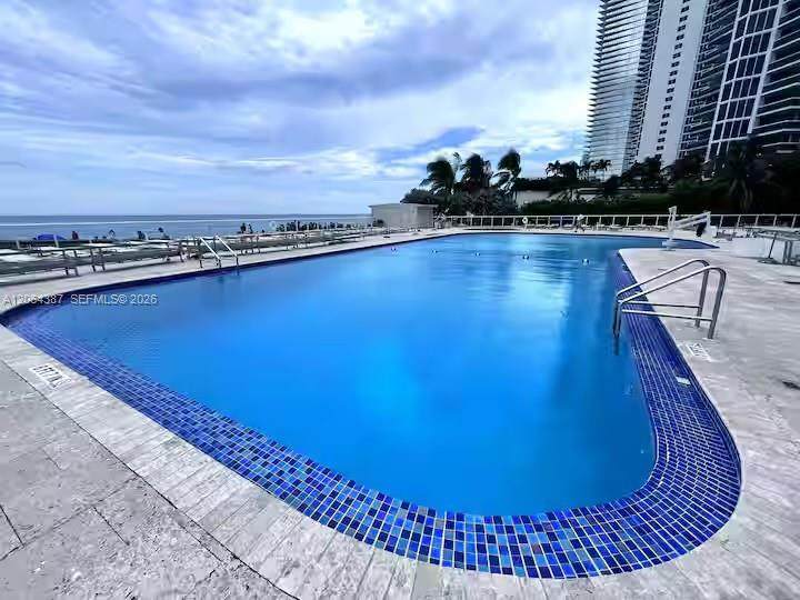 https://bt-photos.global.ssl.fastly.net/miami/orig_boomver_1_A12064387-2.jpg